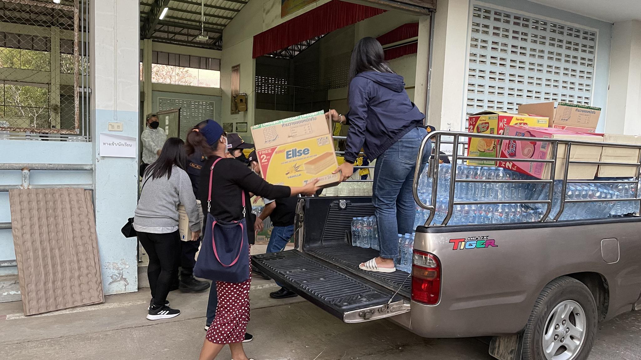 WLB provided some food, clothes, and water to over a thousand people from Lay Kay Kaw who fled to Thailand for safety from the military junta's offensives