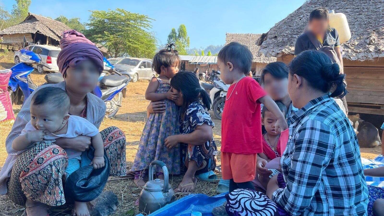 WLB visited refugees in Burmese Border